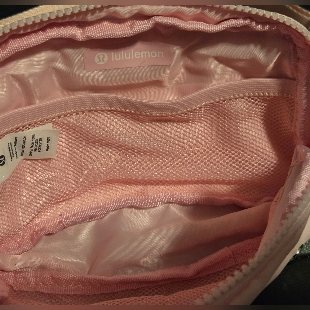 Lululemon | Belt Bag – Light Pink – O/S 1L – NWOT - Picture 5 of 7